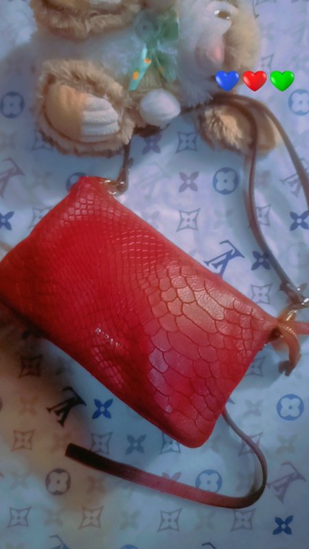 Sacs à mains, fourre-tout, bandoulières, porte monnaie fripperies premier choix🥳